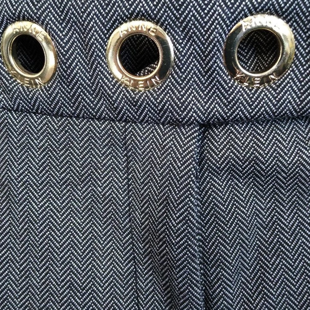 Anne Klein "Sailor" Style Chevron Black Pant with unique gold hardware (2-4?)